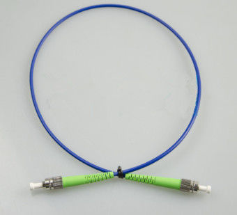 20μ 30μ 23dB Τεθωρακισμένο PM Fiber Optic Patch Cord με FC APC Connectors 3mm Core Fiber